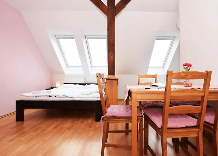 Flamingo 3* Prague