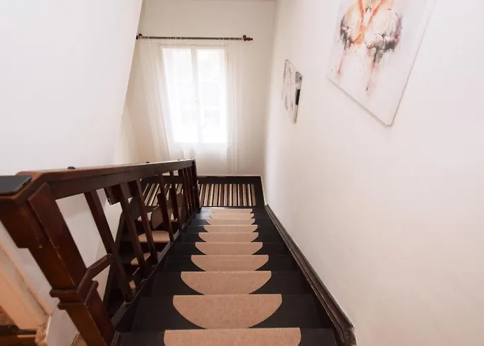 Flamingo Pensionat 3*